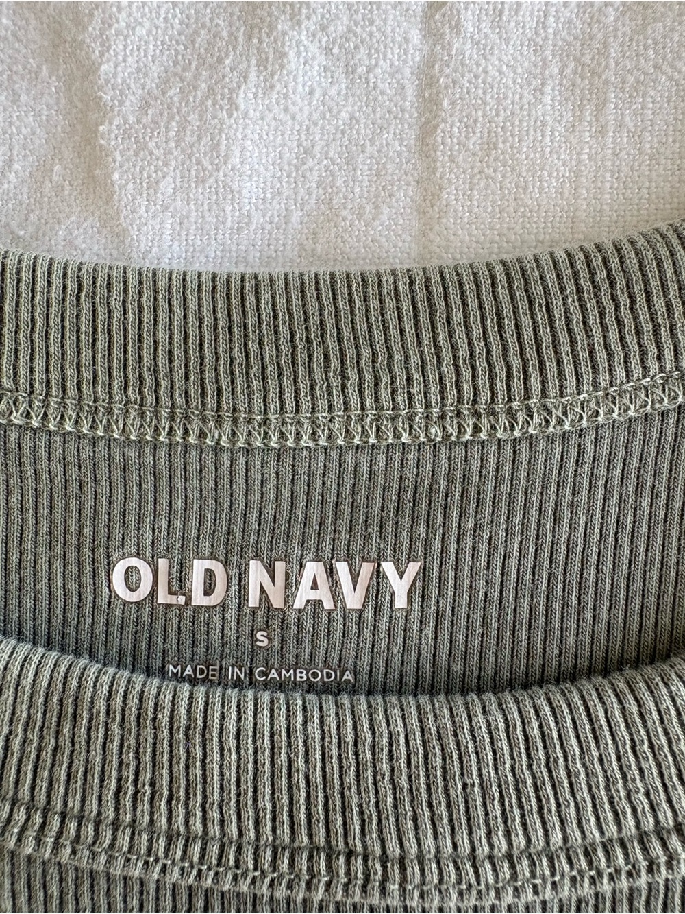 Old Navy Olive Ribbed Short Sleeve Tee - Picture 2 of 2